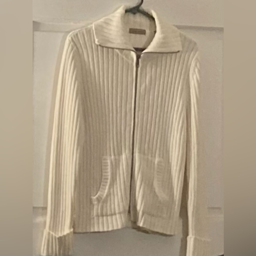 ie relaxed Cottony Creamy White Ribbed Zip-Up Spring Cardigan - Picture 8 of 10